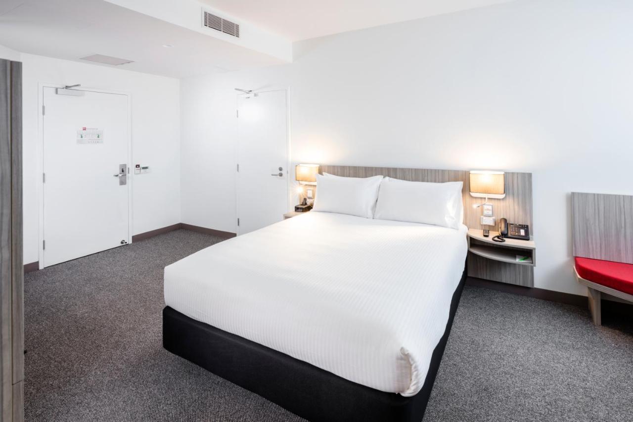 Ibis Mackay Hotel Bagian luar foto