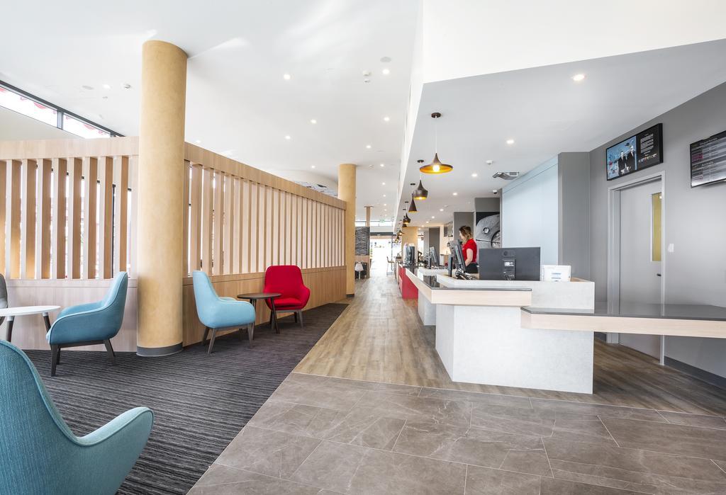 Ibis Mackay Hotel Bagian luar foto