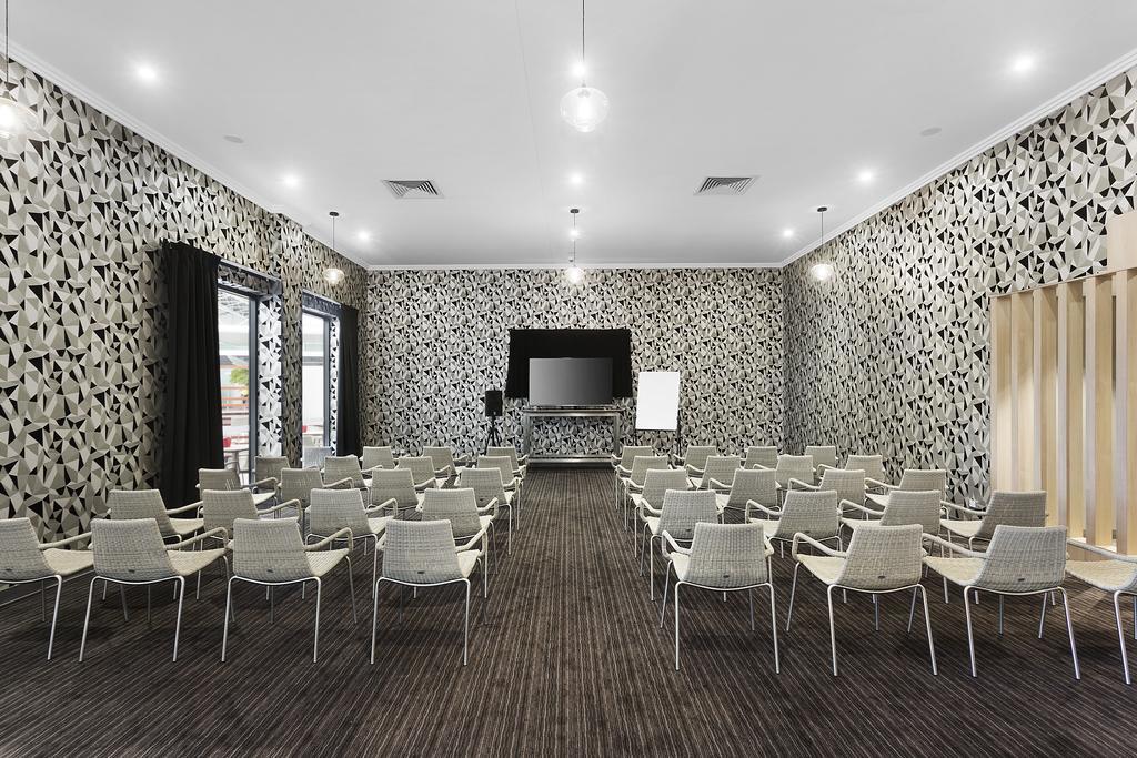 Ibis Mackay Hotel Bagian luar foto